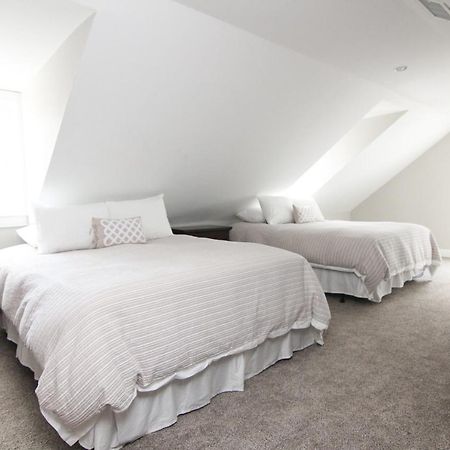 Two Bedroom With Lake View Улфборо Екстериор снимка